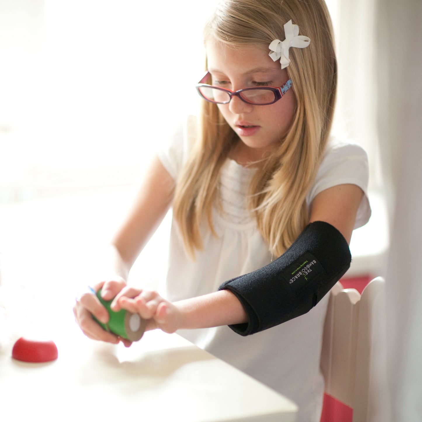 Adolescent (L) Single Bamboo Brace